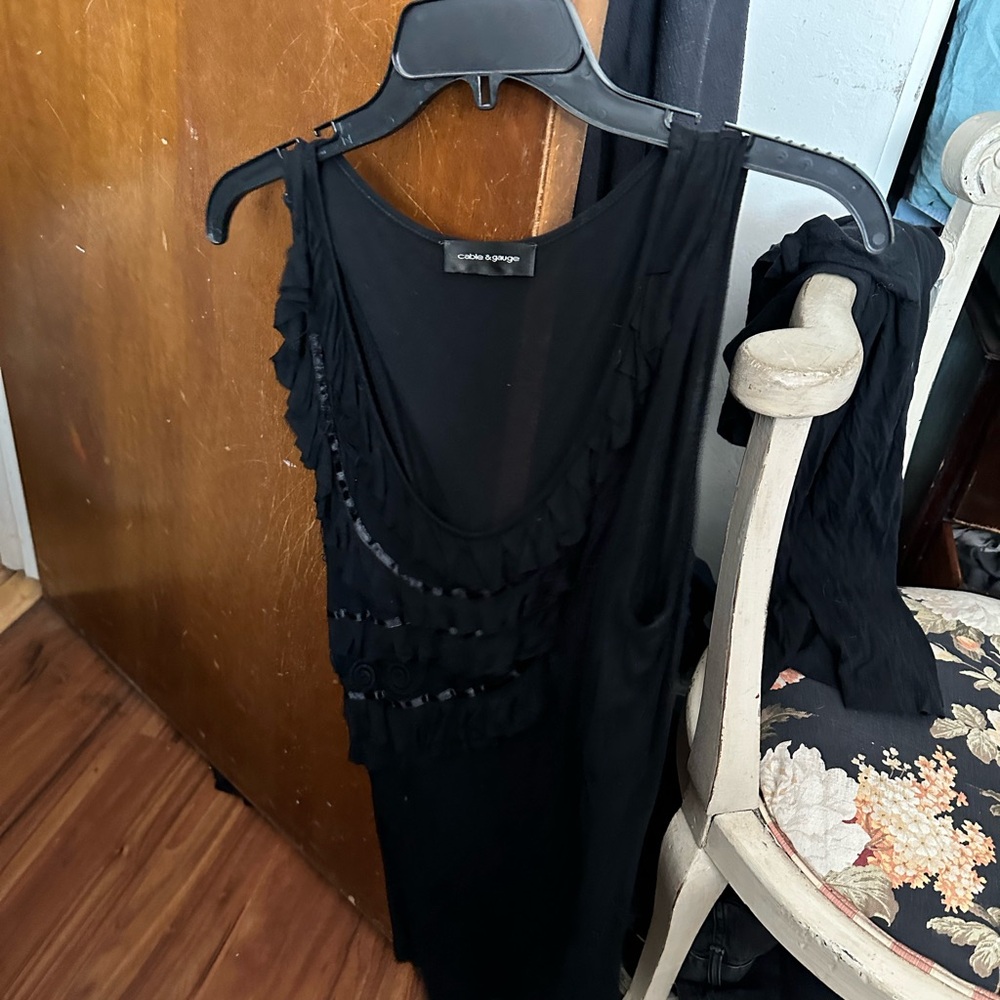 Cleaning out my closet‎